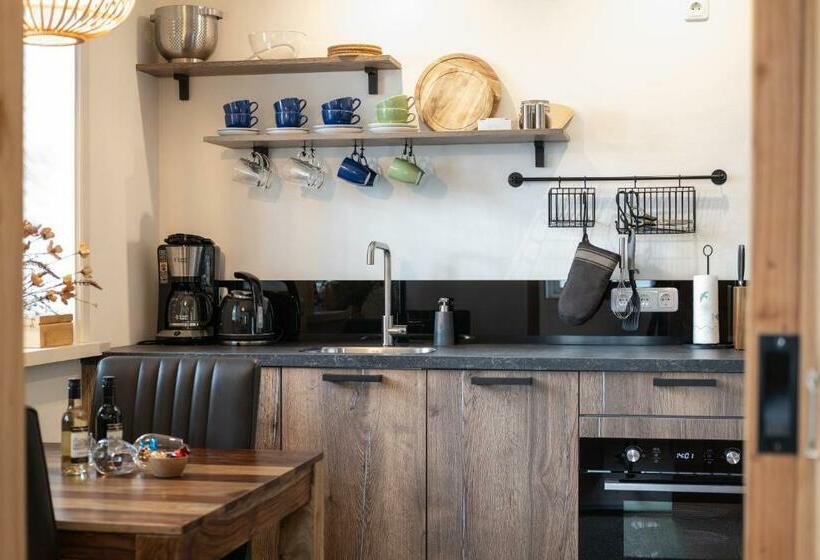 Bed & Breakfast De Heughte