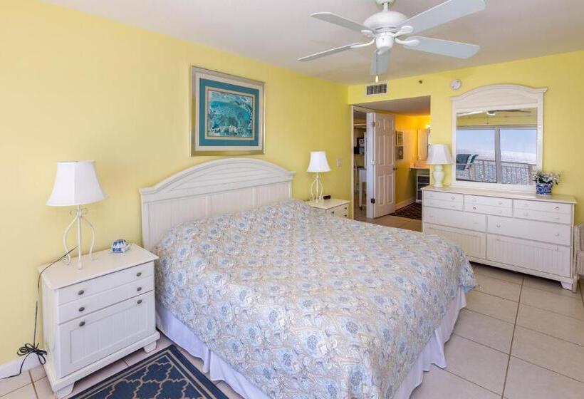 Destin Towers Middle Unit On The Beach!