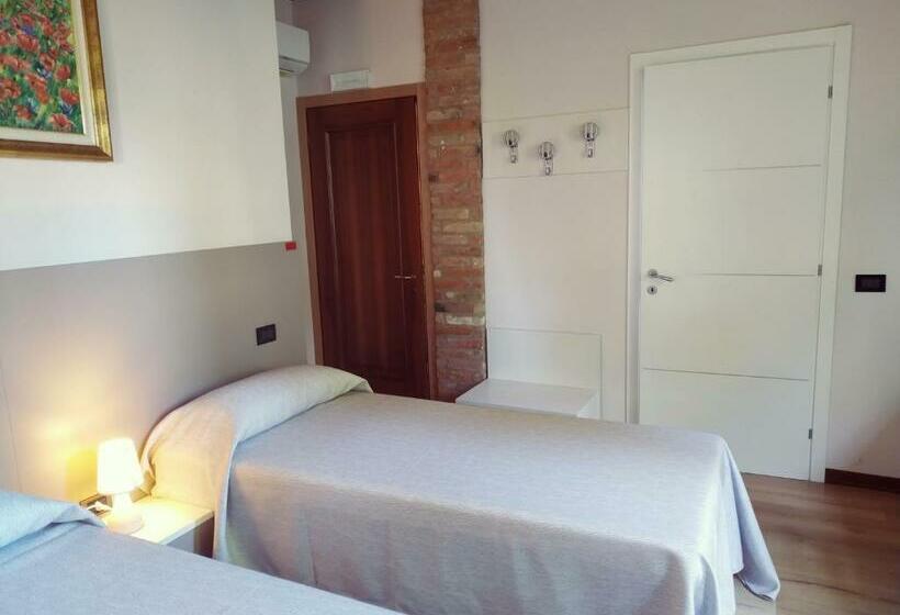 Отель Agriturismo Le Colonie