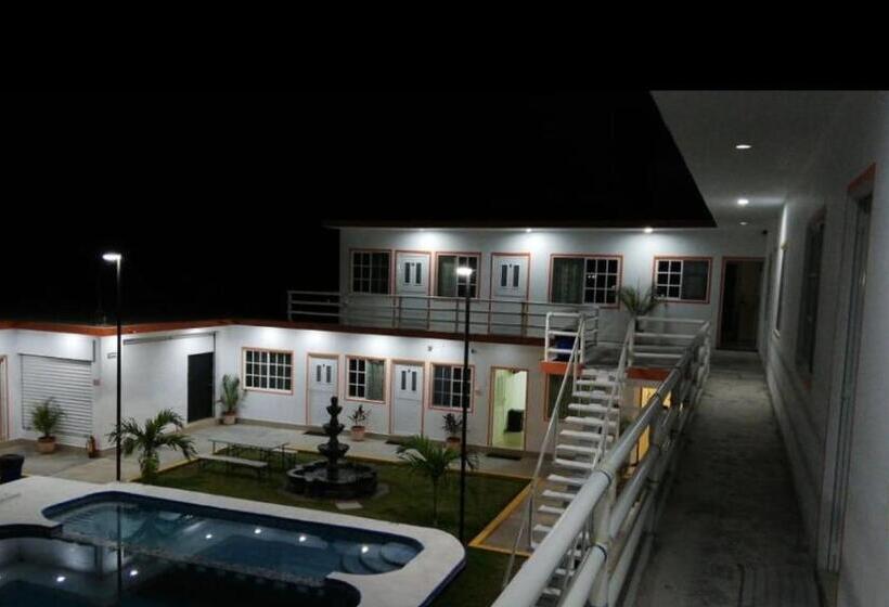 酒店 Villa Marán Chachalacas Ambiente Familiar