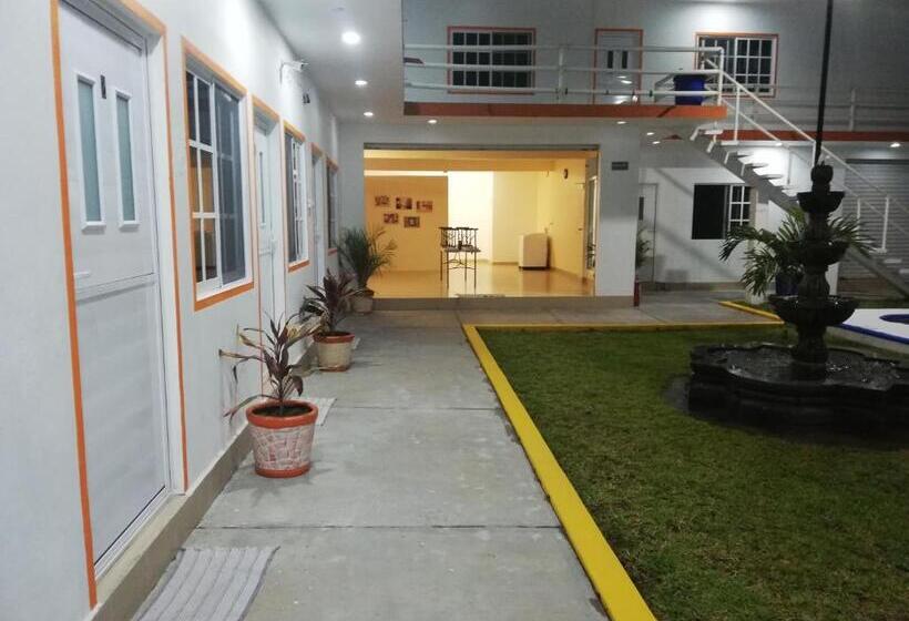 酒店 Villa Marán Chachalacas Ambiente Familiar