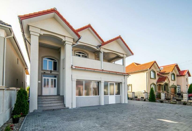 بنسيون Absolut Residence Hateg