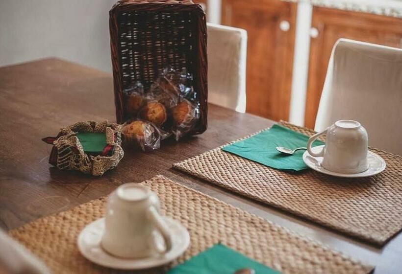 بنسيون Alloggio I Geranei