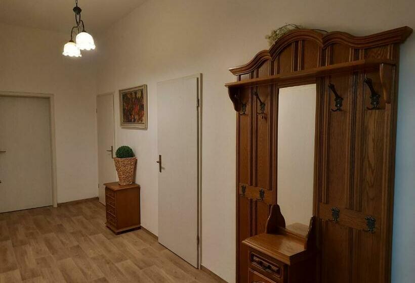 膳宿费 Arthur Albert Apartment  7 Wohnungen Für Geschäftsreisende   Wie Zu Hause