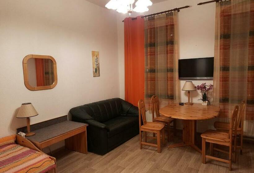 膳宿费 Arthur Albert Apartment  7 Wohnungen Für Geschäftsreisende   Wie Zu Hause