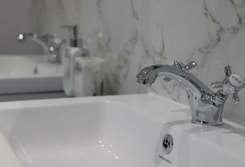 ペンション Bridgeside Rooms