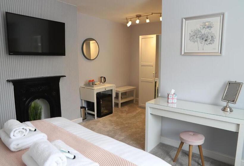 פנסיון Bridgeside Rooms