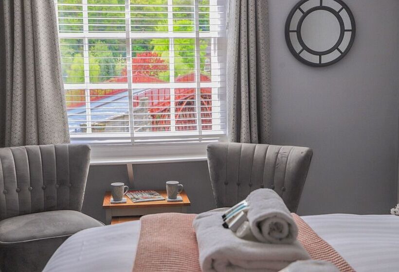 بنسيون Bridgeside Rooms