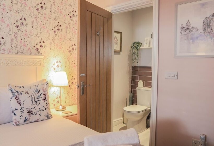 بنسيون Bridgeside Rooms