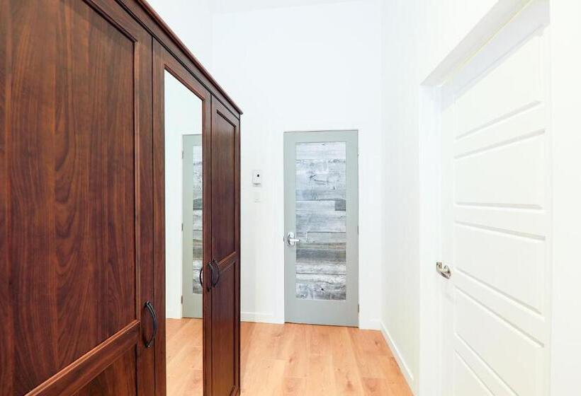 膳宿费 Homa Homestay Hotel By Olympic Stadium Montreal Auberge Hostel