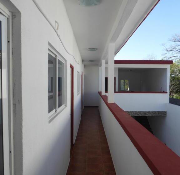 پانسیون Hostal Casa Clavel