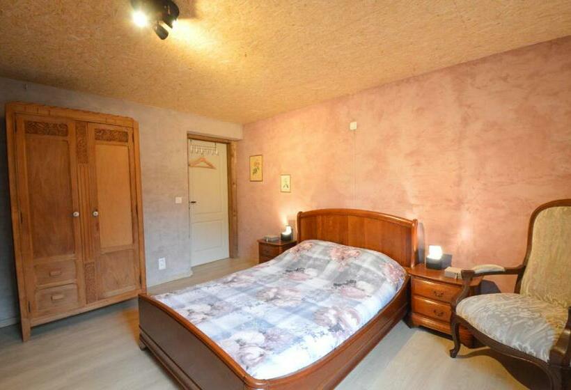 פנסיון L Eglantine