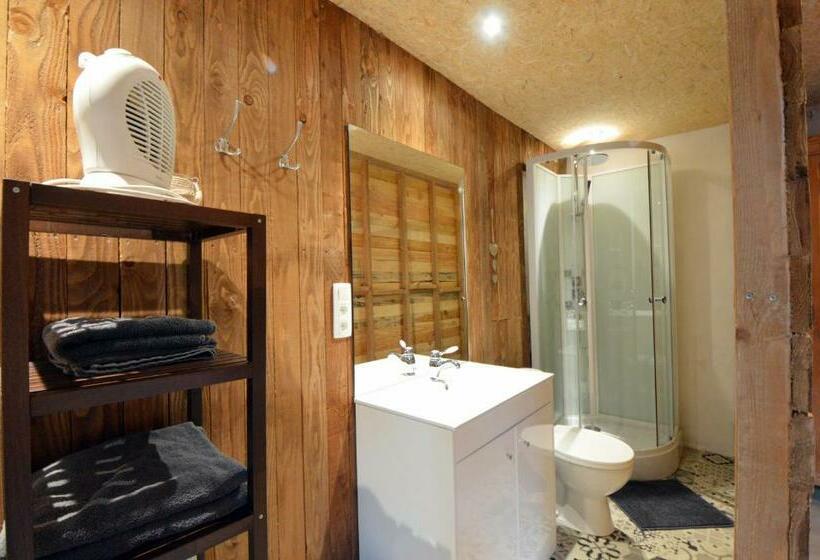 פנסיון L Eglantine