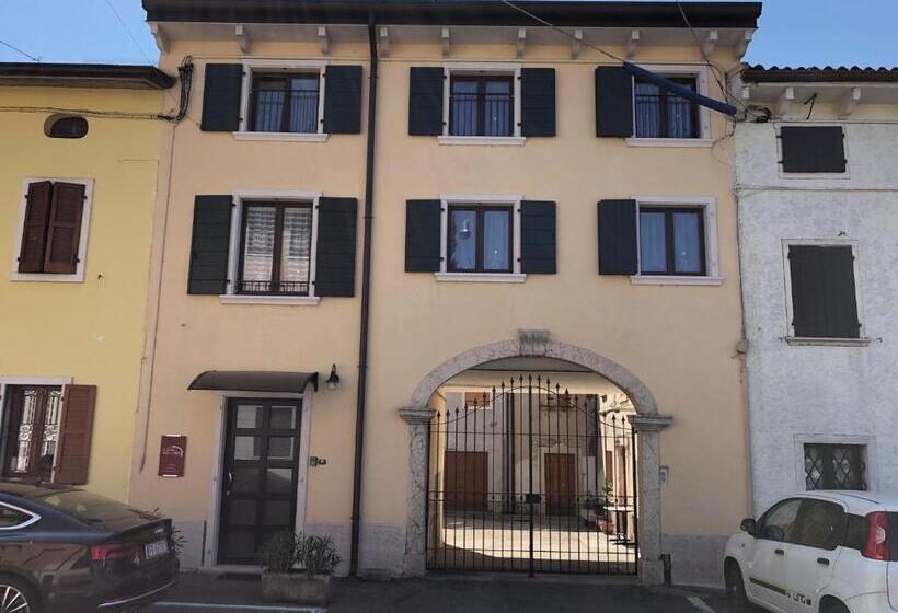 펜션 La Casa Della Ada