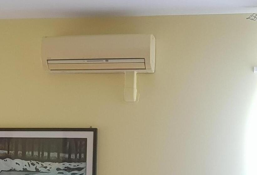 بنسيون La Casa Di Mariagrazia Rooms Con Cucina Condivisa E Terrazza