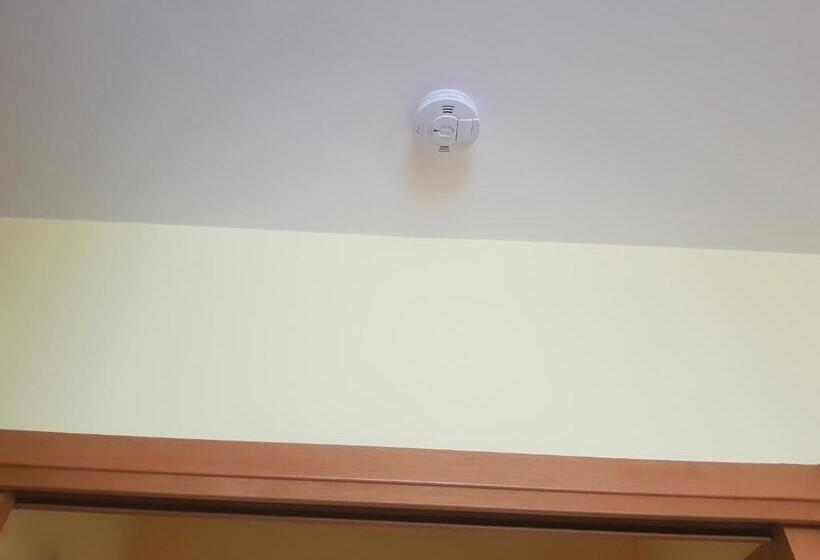 بنسيون La Casa Di Mariagrazia Rooms Con Cucina Condivisa E Terrazza