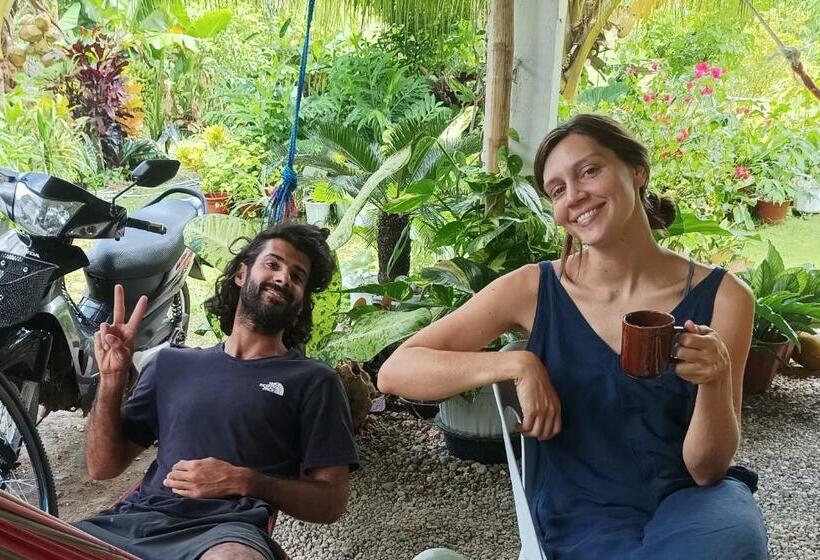 پانسیون Lighthaus Dp Garden Resort