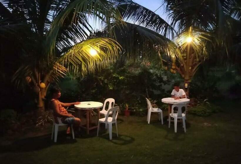 پانسیون Lighthaus Dp Garden Resort