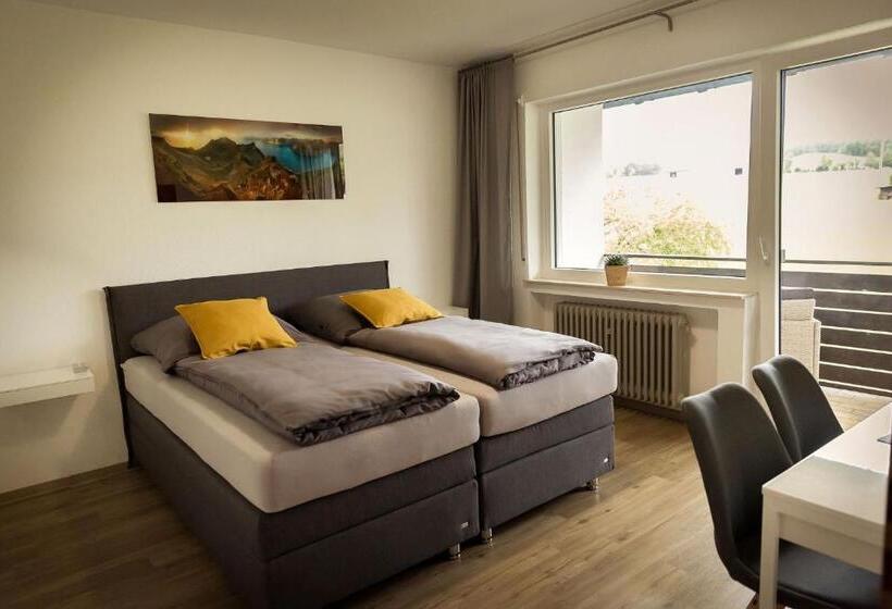 ペンション Mut.haus