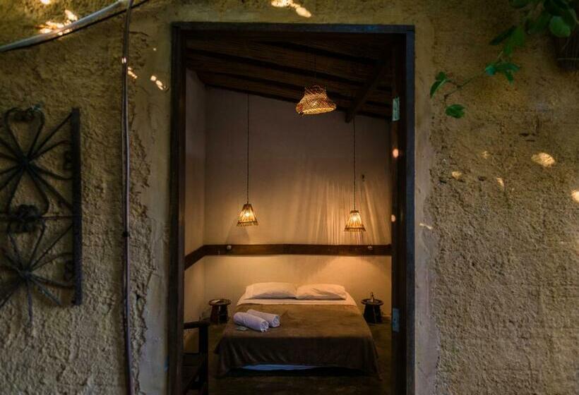 بنسيون Quintal Da Cuiarana   50m Da Praia Principal De Alter Do Chão