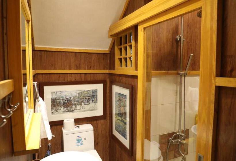 پانسیون Stay Amare Bayswater Mactan