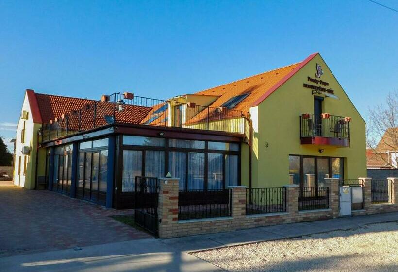 Ponty Papa Rendezvényház