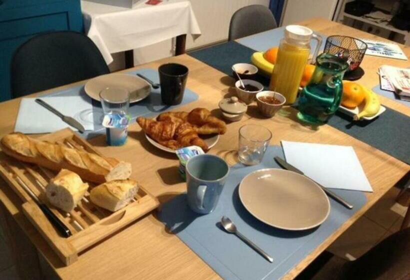 مبيت وإفطار 33 Bis