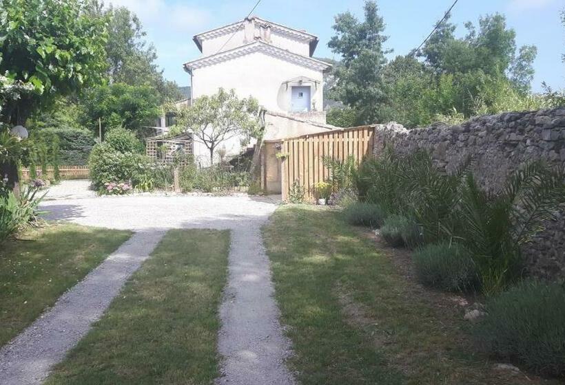 مبيت وإفطار Chambres D Hôtes Des Gens Heureux