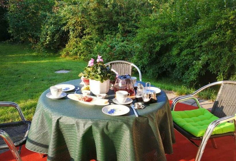 ベッドアンドブレックファースト Ferienwohnung Am Spreeradweg