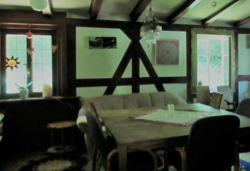 Bed and Breakfast Fewo Landhaus Ederlust Heilungsräume Ev