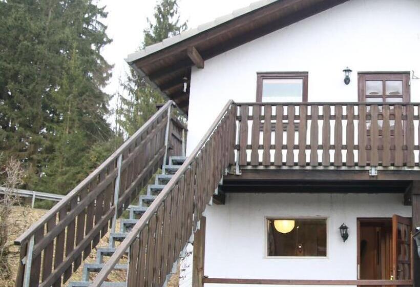Bed and Breakfast Fewo Landhaus Ederlust Heilungsräume Ev