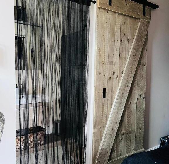 住宿加早餐  Gastenverblyf Heerlyck Huys