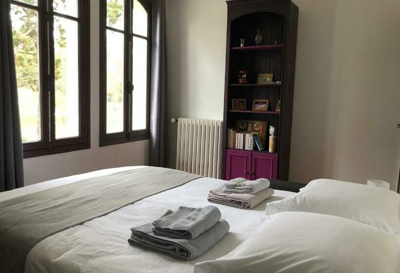 مبيت وإفطار La Cherielle