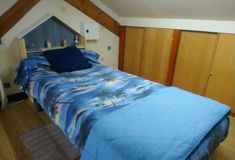 مبيت وإفطار Les Aubretias