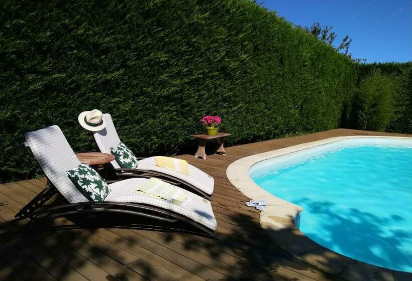 ベッドアンドブレックファースト Les Bessonnes