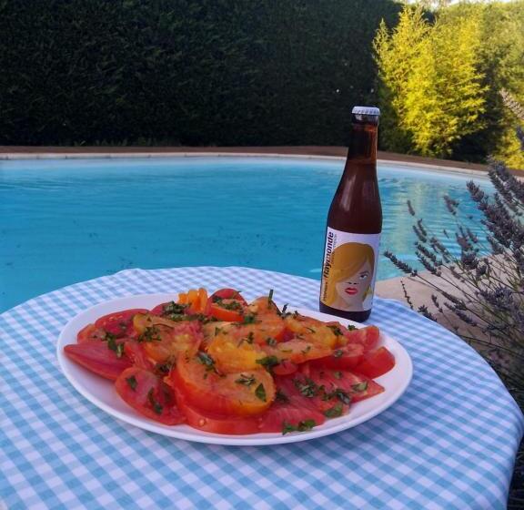 ベッドアンドブレックファースト Les Bessonnes