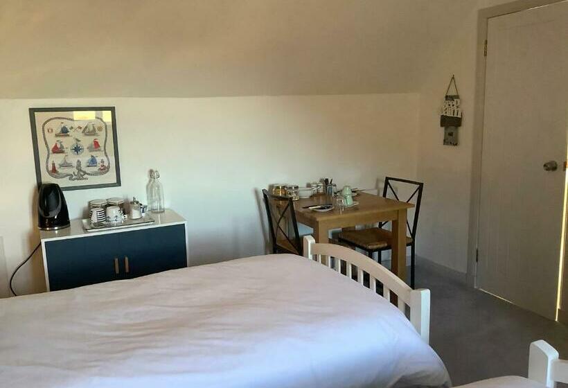 Bed and Breakfast Oakwood B And B