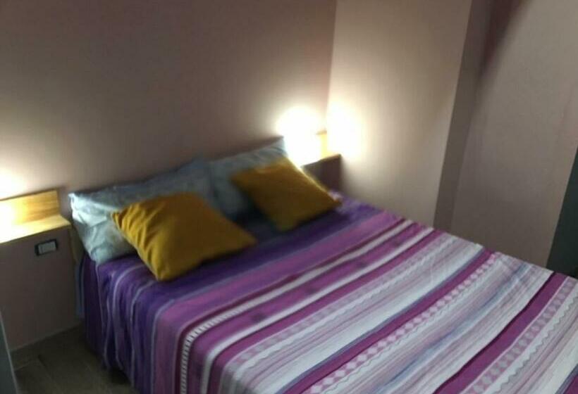 ベッドアンドブレックファースト Suite 01