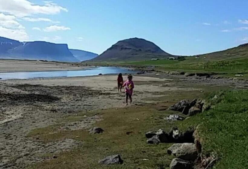 ホテル Gemlufall Guesthouse