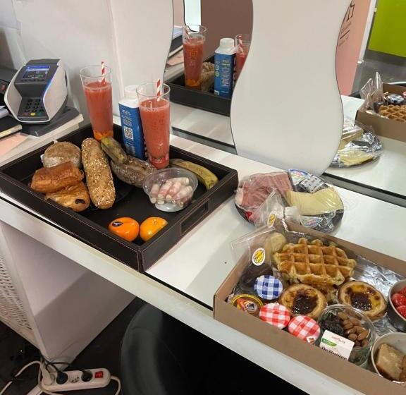 Отель Spabyelleetlui Spa Rouge Ou Bleu