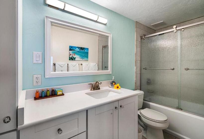 Oceanfront Luxury Condo