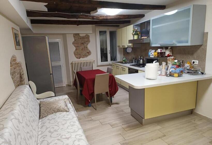 膳宿费 Affittacamere La Mura