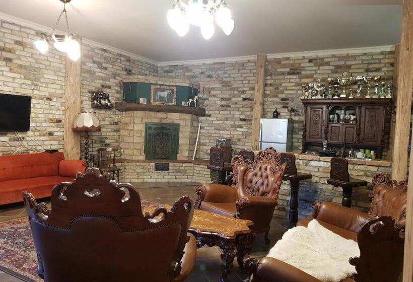 بنسيون Bársonyberek Vendégház Bakony