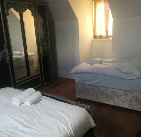 Пансион Benjamin Guest House