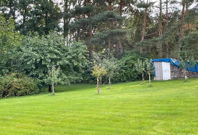 פנסיון „frische Quelle“ Jonsdorf