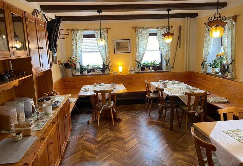 פנסיון „frische Quelle“ Jonsdorf