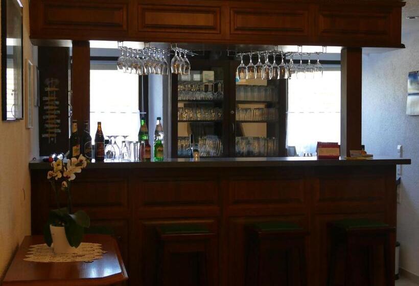 פנסיון „frische Quelle“ Jonsdorf