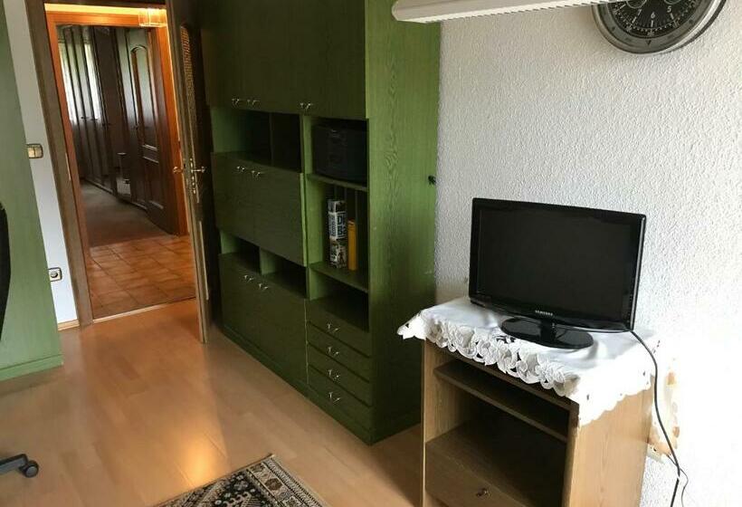 膳宿费 Gemütliches Gästehaus!