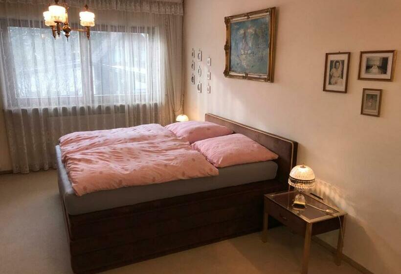 膳宿费 Gemütliches Gästehaus!