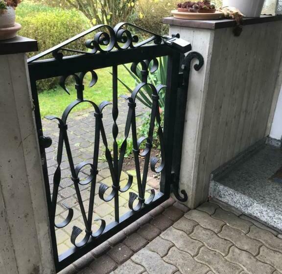 膳宿费 Gemütliches Gästehaus!